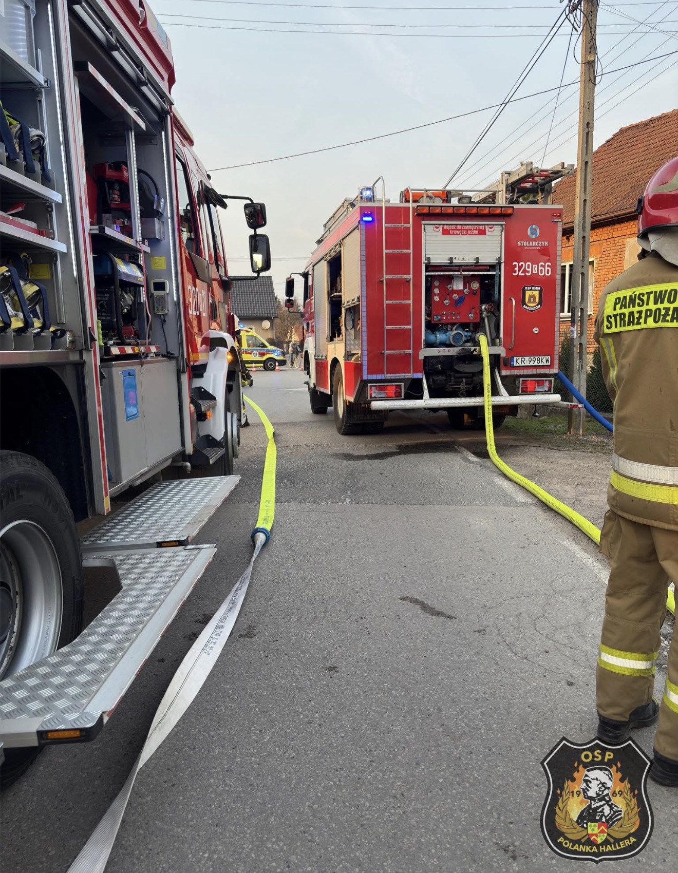 🚨Alarm🚨  Pożar poddasza w domu